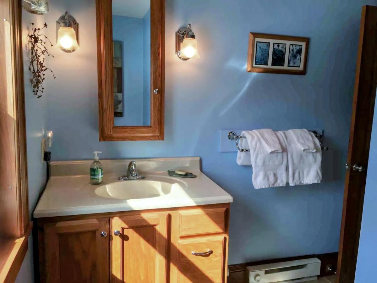 Whitefield Private 2 Bedrooms And 1 Bathroom In Grand Victorian Home In The Heart Of The Whiite Mountains! Great Host מראה חיצוני תמונה